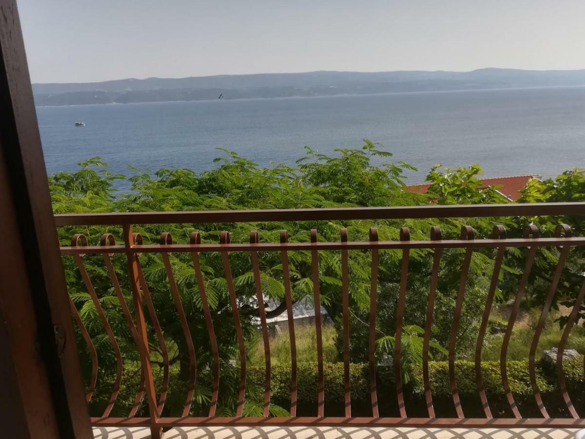 Apartmani Ujdur Omiš Exterior foto