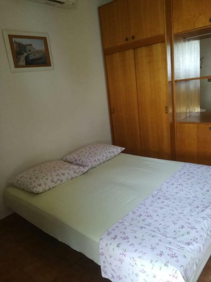 Apartmani Ujdur Omiš Exterior foto