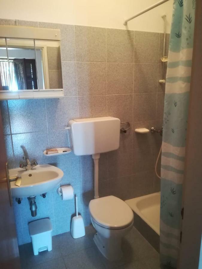 Apartmani Ujdur Omiš Exterior foto