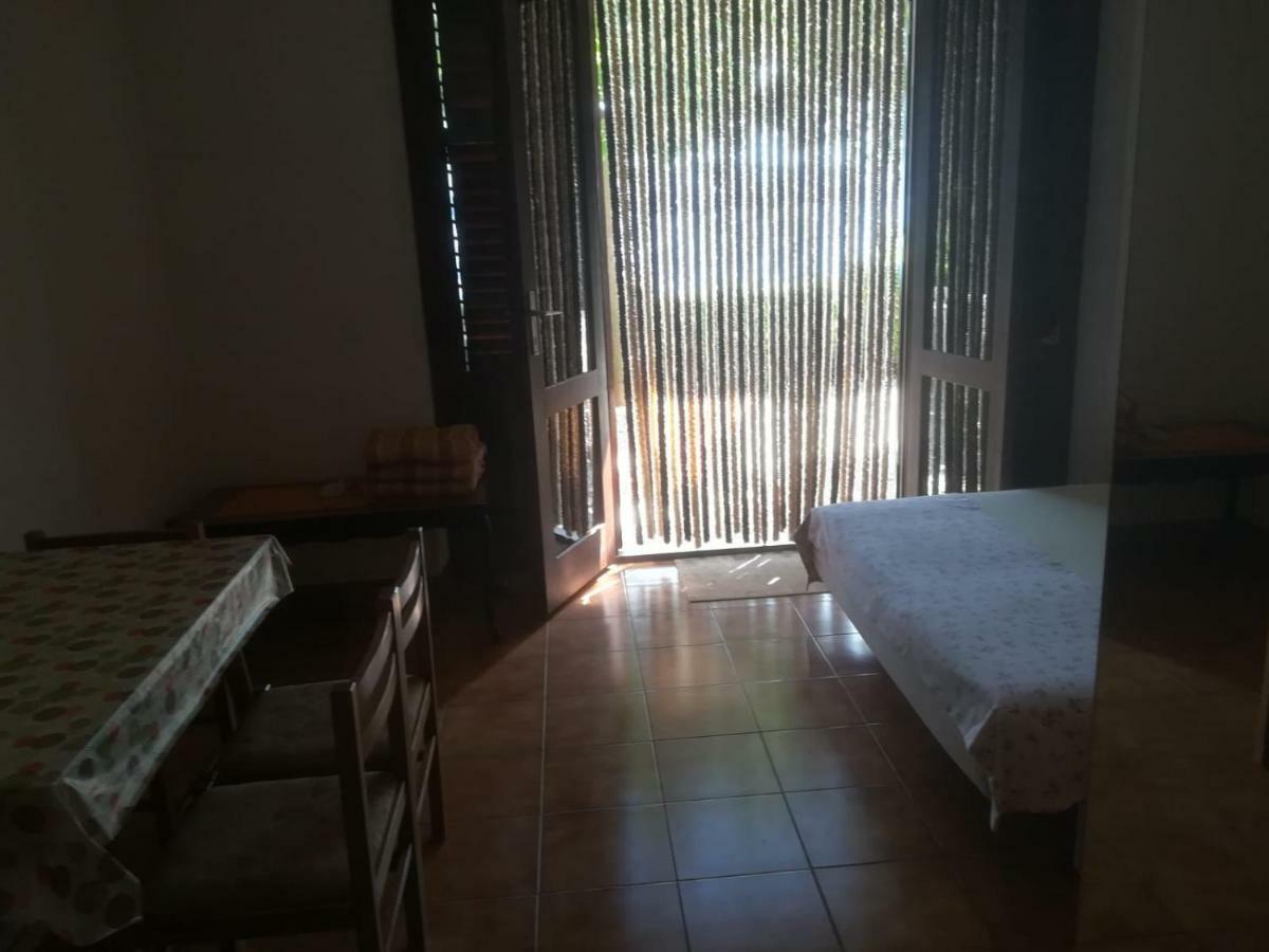 Apartmani Ujdur Omiš Exterior foto