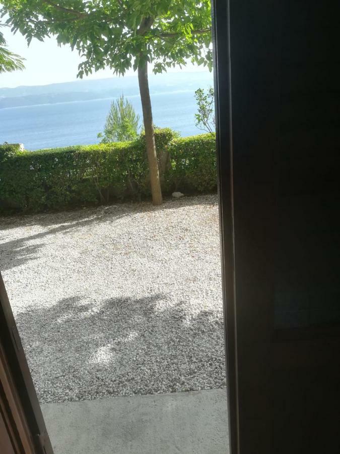 Apartmani Ujdur Omiš Exterior foto