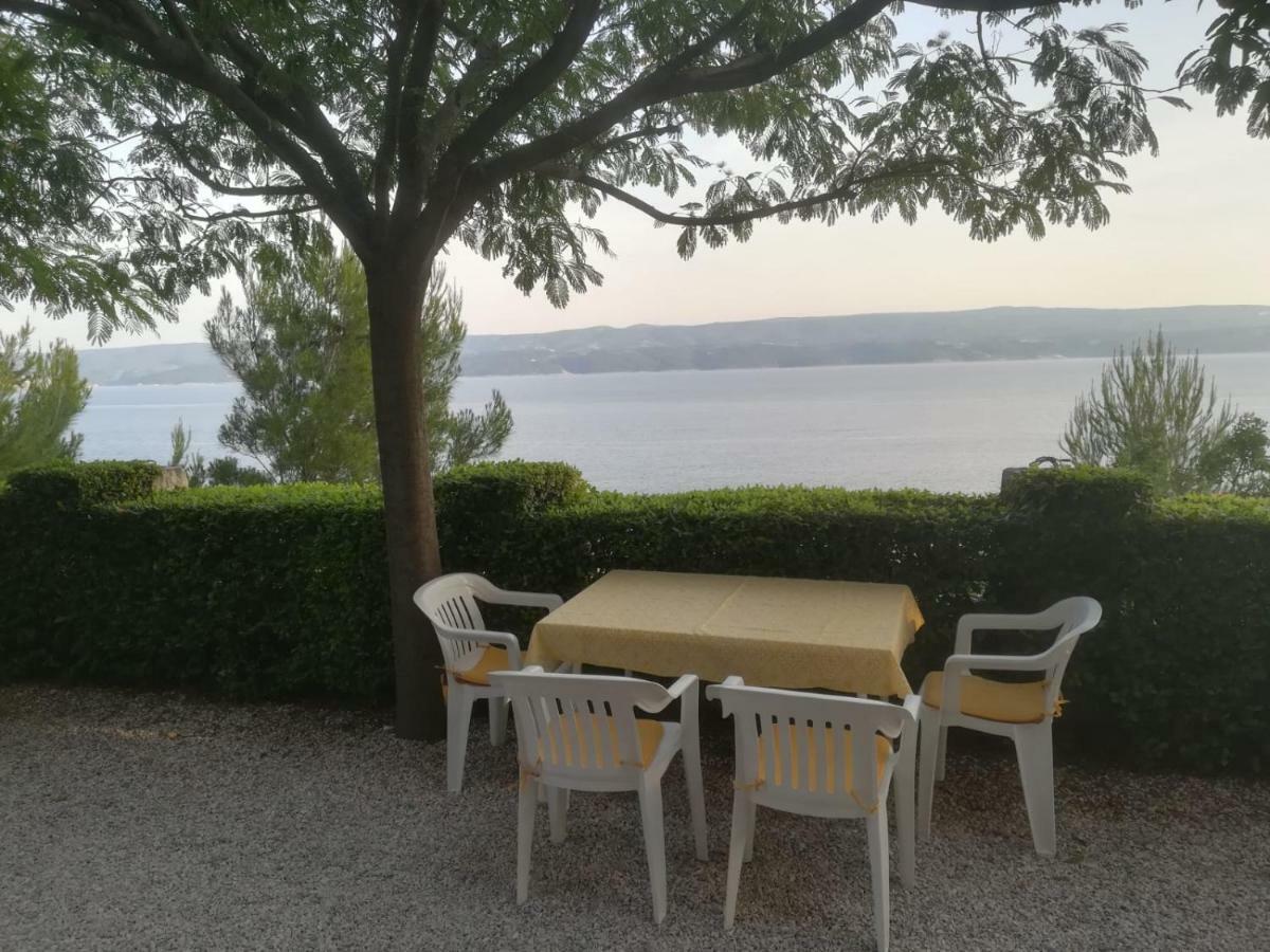 Apartmani Ujdur Omiš Exterior foto