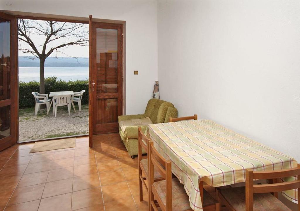 Apartmani Ujdur Omiš Exterior foto